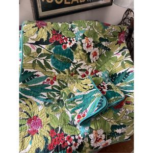 World Market Tropical Quilted Comforter & 2 Shams Set 78”x87” Boho